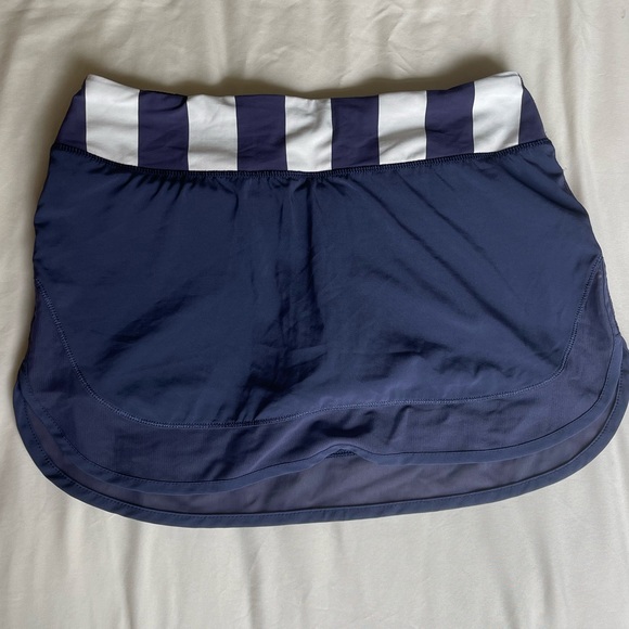 Lululemon athletica skort - Picture 2 of 5